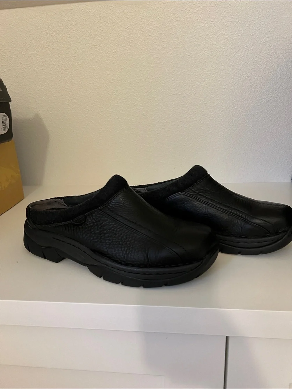 Men's Black Leather Slip-On Mule Loafers